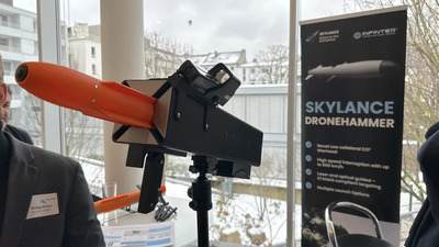 DroneHammer in Launcher